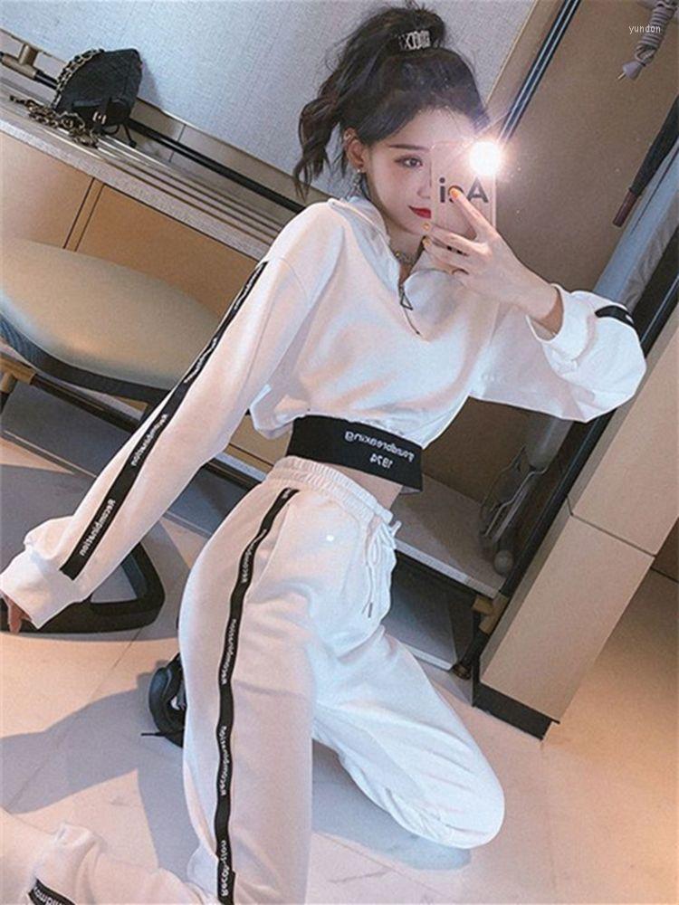 Running Sets 2023 Spring Sports Suit Women' Navel Short Sweater Fashionable Gym Trousers Workout Clothes Outdoor Two-piece, Black
Running Sets 2023 Spring Sports Suit Women' Navel Short Sweater Fashionable Gym Trousers Workout Clothes Outdoor Two-piece, Black