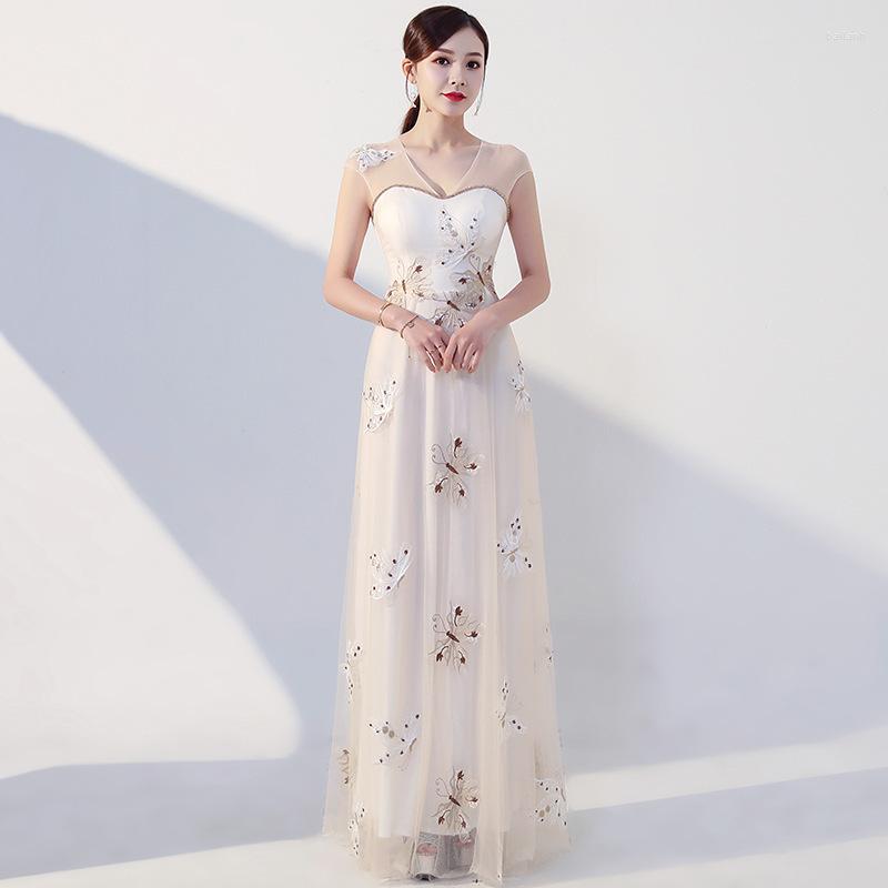 Ethnic Clothing 2023 Lace Cheongsam White Evening Dresses Qi Pao Women Chinese Dress Qipao Oriental Style Fashion Party Gown Host Butterfly
Ethnic Clothing 2023 Lace Cheongsam White Evening Dresses Qi Pao Women Chinese Dress Qipao Oriental Style Fashion Party Gown Host Butterfly
