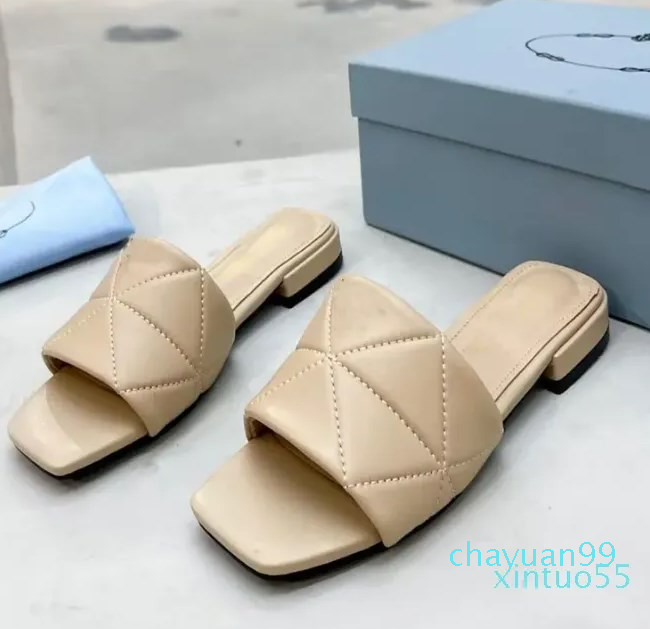 2023 shoes sandals designer summer comfortable fashion family shoes garden slippers
2023 shoes sandals designer summer comfortable fashion family shoes garden slippers