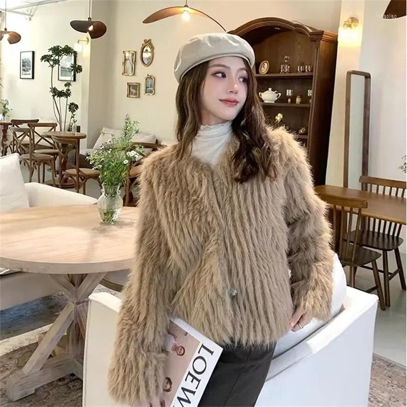 Women' Fur 2023 Autumn Winter Faux Coat Women' Korean Temperament V-Neck Long Sleeve Short Loose Ladies Jacket Outerwear Female, White
Women' Fur 2023 Autumn Winter Faux Coat Women' Korean Temperament V-Neck Long Sleeve Short Loose Ladies Jacket Outerwear Female, White