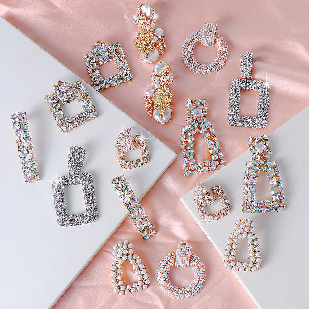 Dangle Chandelier 2021 New Fashion Boho Crystal Earrings For Women Rhinestone Statement Pearl Drop Dangle Earrings Xmas Jewelry Gifts G230313
Dangle Chandelier 2021 New Fashion Boho Crystal Earrings For Women Rhinestone Statement Pearl Drop Dangle Earrings Xmas Jewelry Gifts G230313