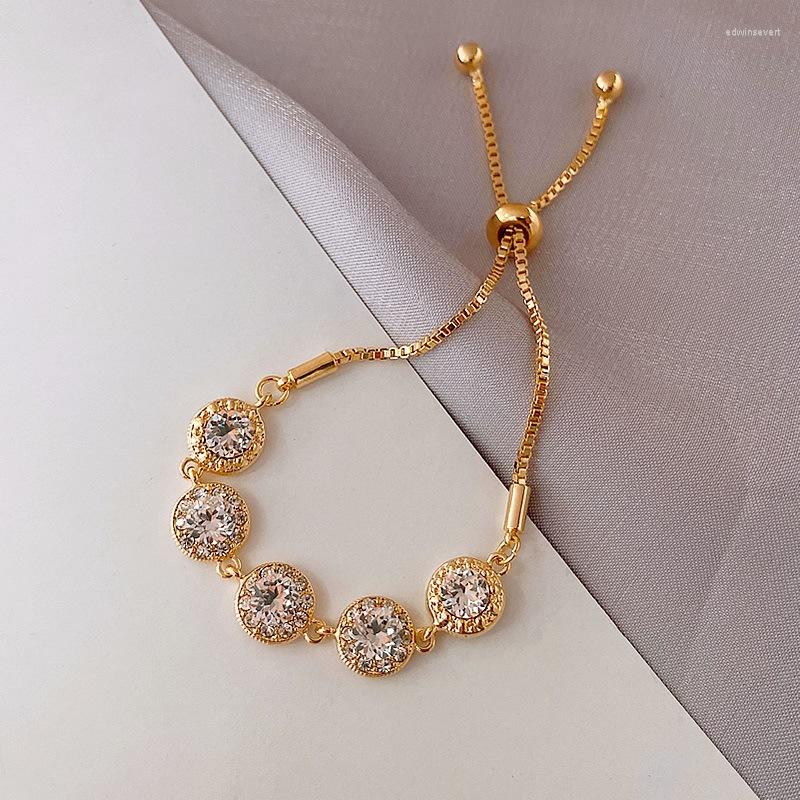 Charm Bracelets Retro Simple Gold Plated Crystal Bracelet Women's Wedding Party Jewelry Dinner Accessories Anniversary Gift
Charm Bracelets Retro Simple Gold Plated Crystal Bracelet Women's Wedding Party Jewelry Dinner Accessories Anniversary Gift