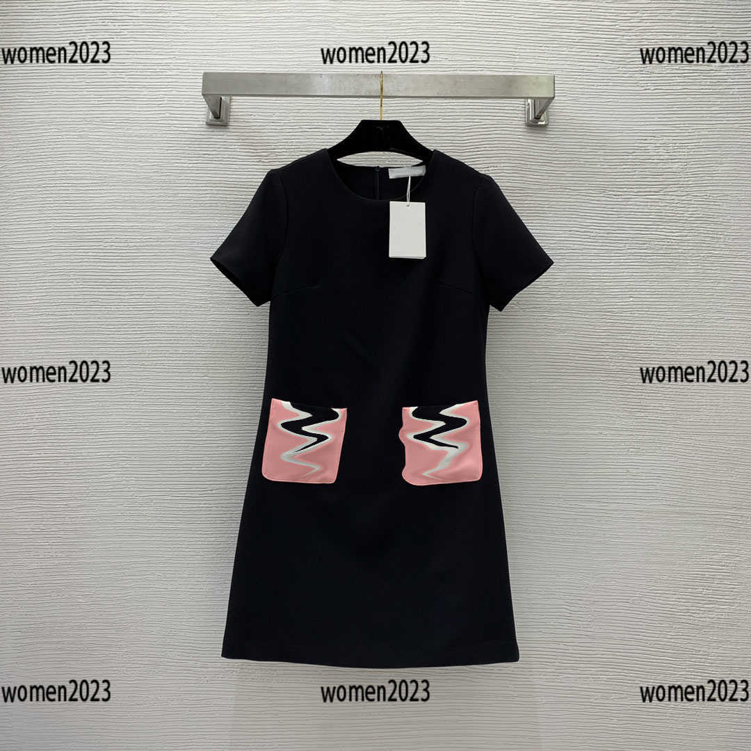 women skirt ladies comfortable dress Size -XXL Double-pocket contrast patchwork letter dress fashion new product Mar06, Black
women skirt ladies comfortable dress Size -XXL Double-pocket contrast patchwork letter dress fashion new product Mar06, Black