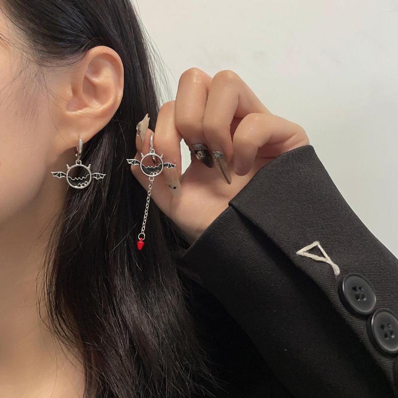 Stud Earrings Asymmetrical Personality Fun Retro Fashion Reversible Lovers Cool Design Hip Hop Style For Women
Stud Earrings Asymmetrical Personality Fun Retro Fashion Reversible Lovers Cool Design Hip Hop Style For Women