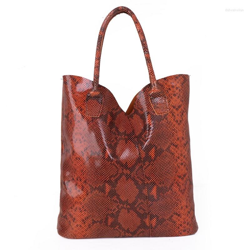Evening Bags Bag 2023 Women's High Quality Serpentine Tote Casual Genuine Leather Large Capacity Fashion Shopping, Brown
Evening Bags Bag 2023 Women's High Quality Serpentine Tote Casual Genuine Leather Large Capacity Fashion Shopping, Brown