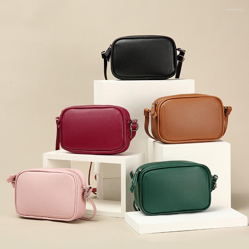 Evening Bags Solid Color Fashion Women's Shoulder Bag PU Leather Female Crossbody Handbag With Strap Large Capacity Zipper Wallet Purse, Green
Evening Bags Solid Color Fashion Women's Shoulder Bag PU Leather Female Crossbody Handbag With Strap Large Capacity Zipper Wallet Purse, Green
