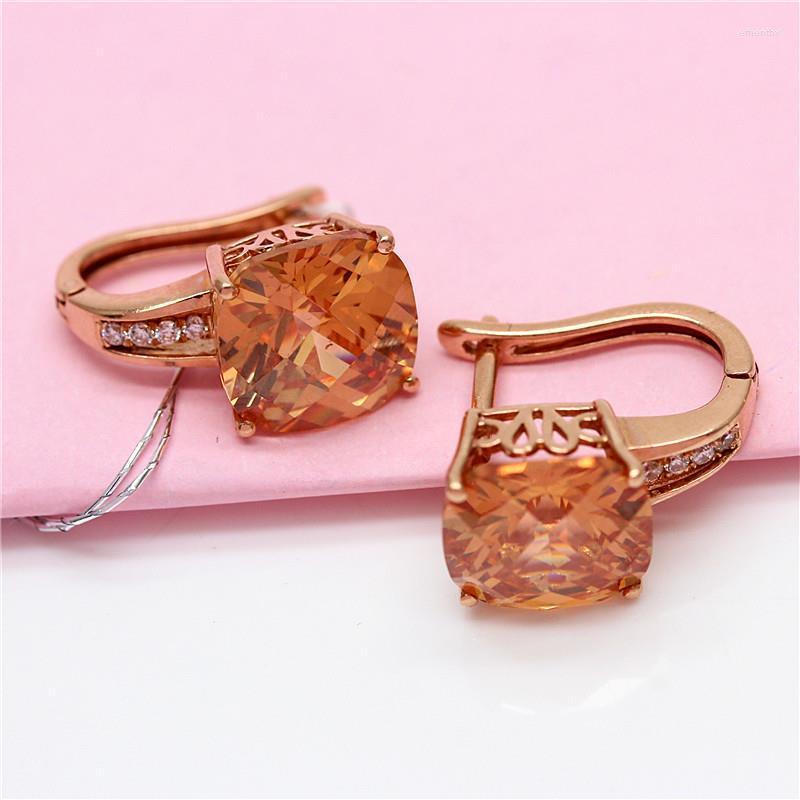 Stud Earrings Creative 585 Purple Gold Inlaid Citrine For Women Fashion Square Design Luxury 14K Rose Engagement Jewelry
Stud Earrings Creative 585 Purple Gold Inlaid Citrine For Women Fashion Square Design Luxury 14K Rose Engagement Jewelry