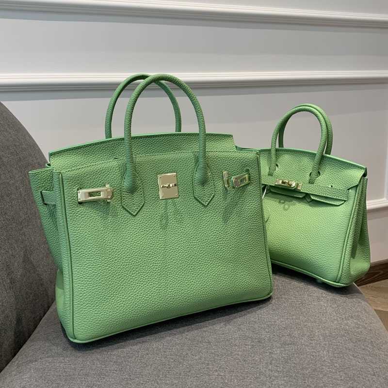 Luxury Bag Birkin summer new Avocado Green top cowhide one shoulder slung women's hand with logo, Avocado 30cm
Luxury Bag Birkin summer new Avocado Green top cowhide one shoulder slung women's hand with logo, Avocado 30cm
