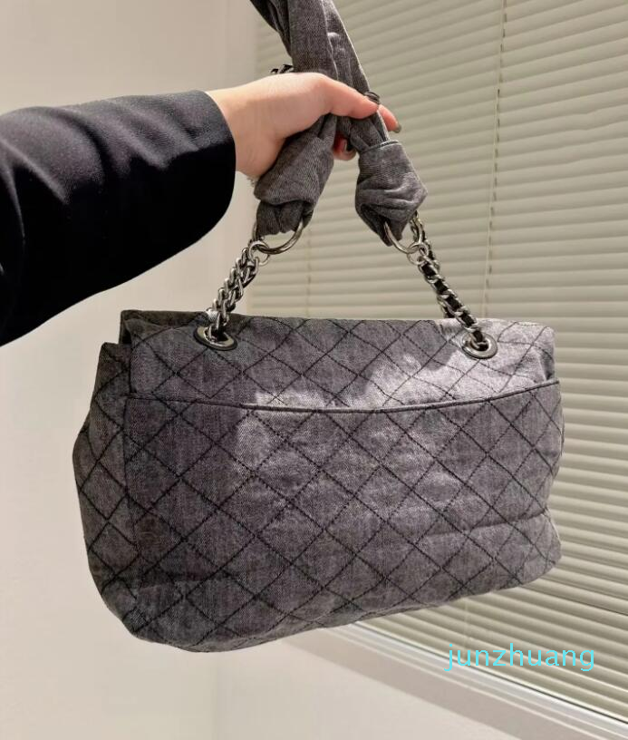 Grey denim Woman Designer Bag Handbag women Original Purse clutch shoulder bags messenger cross body serial number metal-logo 37cm 05
Grey denim Woman Designer Bag Handbag women Original Purse clutch shoulder bags messenger cross body serial number metal-logo 37cm 05