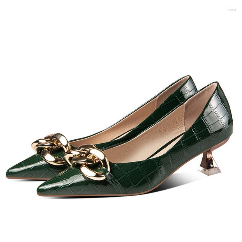 Dress Shoes HPDFPS Women Spring All-match Kitten Small Metal Heel Pointed Toe Chain Woman Pumps Black Soft Leather Work 
Dress Shoes HPDFPS Women Spring All-match Kitten Small Metal Heel Pointed Toe Chain Woman Pumps Black Soft Leather Work