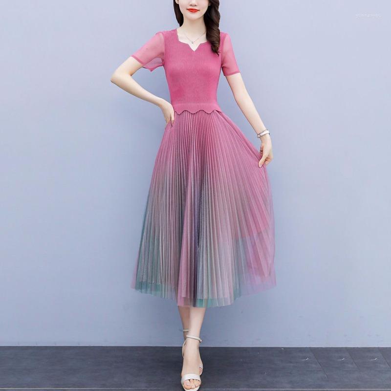Party Dresses Dress Female Large Size Women's Gradient Mesh Stitching 2023 Summer Fake Two-piece Short Sleeve V Neck Skirt, Pink
Party Dresses Dress Female Large Size Women's Gradient Mesh Stitching 2023 Summer Fake Two-piece Short Sleeve V Neck Skirt, Pink