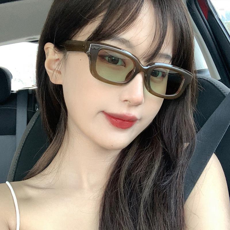 Sunglasses Retro Square For Women Men Shades Sun Glasses Female Vintage Small Frame Sunglass Feminino
Sunglasses Retro Square For Women Men Shades Sun Glasses Female Vintage Small Frame Sunglass Feminino