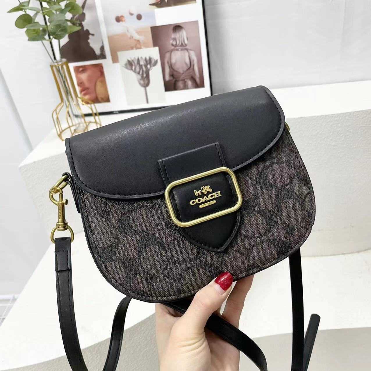 85 eyebrow trimmer retro coach women Envelope shopping crossbody messenger shoulder bag, As pic
85 eyebrow trimmer retro coach women Envelope shopping crossbody messenger shoulder bag, As pic