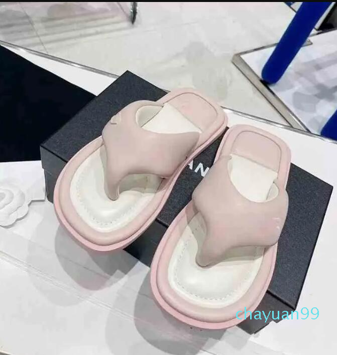 Luxury Flat Sandals Summer Fashion Slippers Comfortable Non-Slip Flip-Flops Rubber Sole Ladies Beach Shoes Famous Designer Women, Black
Luxury Flat Sandals Summer Fashion Slippers Comfortable Non-Slip Flip-Flops Rubber Sole Ladies Beach Shoes Famous Designer Women, Black