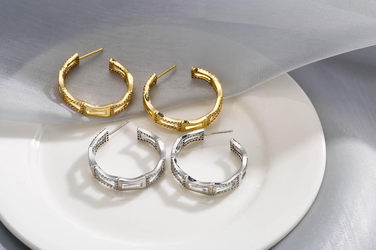 Hoop Earrings HECHENG 1 Pair Exaggerated Big Circle Earring For Women Simple Gold Geometric Large Round
Hoop Earrings HECHENG 1 Pair Exaggerated Big Circle Earring For Women Simple Gold Geometric Large Round