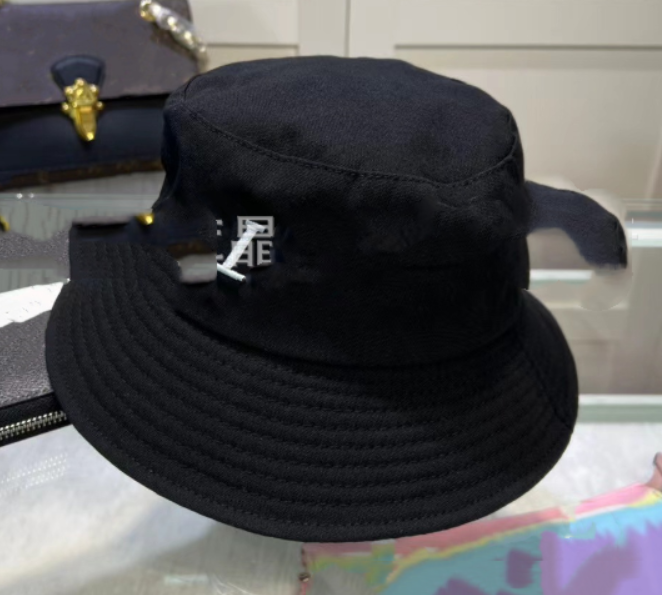 Wholesale Designer Letter Bucket Hat Four Seasons Front and Rear Machine Embroidery Bucket Hats Men and Women Simple and Stylish Personality Bucket Hat, Aspic
Wholesale Designer Letter Bucket Hat Four Seasons Front and Rear Machine Embroidery Bucket Hats Men and Women Simple and Stylish Personality Bucket Hat, Aspic