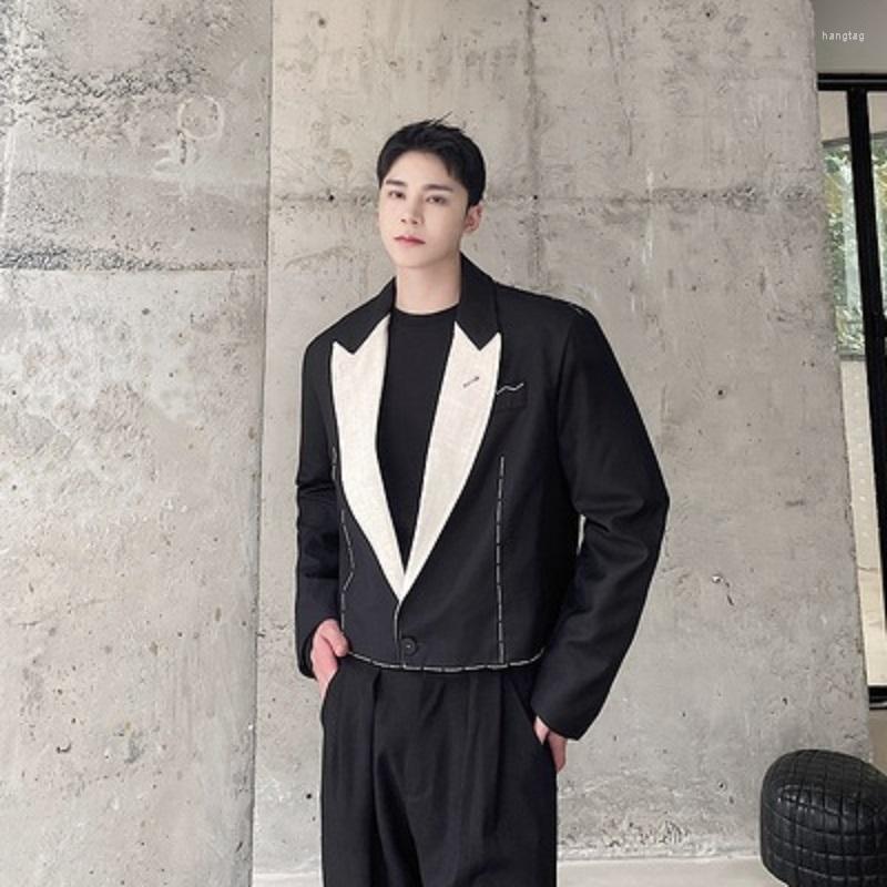 Men's Suits Line Suit Coat Men Hand Sewing Original Designer Short Jacket Japan Style Contrast Color Collar Fall Casual Blazer Youth Man, Black
Men's Suits Line Suit Coat Men Hand Sewing Original Designer Short Jacket Japan Style Contrast Color Collar Fall Casual Blazer Youth Man, Black