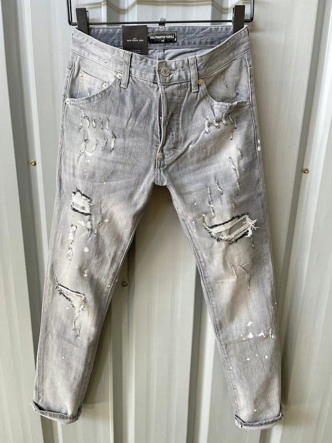 DSQ PHANTOM TURTLE Men's Jeans Classic Fashion Man Jeans Hip Hop Rock Moto Mens Casual Design Ripped Jeans Distressed Skinny Denim Biker Jeans 61266, As picture 
DSQ PHANTOM TURTLE Men's Jeans Classic Fashion Man Jeans Hip Hop Rock Moto Mens Casual Design Ripped Jeans Distressed Skinny Denim Biker Jeans 61266, As picture