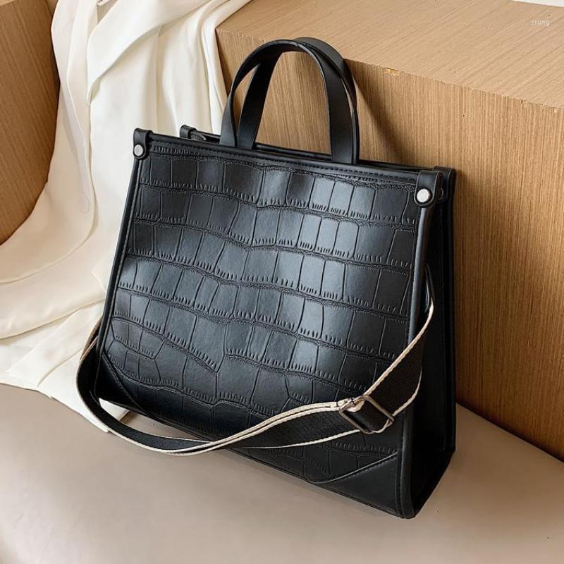Evening Bags Stone Pattern Women's Shoulder Bag Fashion Trend PU Leather Large Capacity Messenger Crossbody For Women, Beige
Evening Bags Stone Pattern Women's Shoulder Bag Fashion Trend PU Leather Large Capacity Messenger Crossbody For Women, Beige