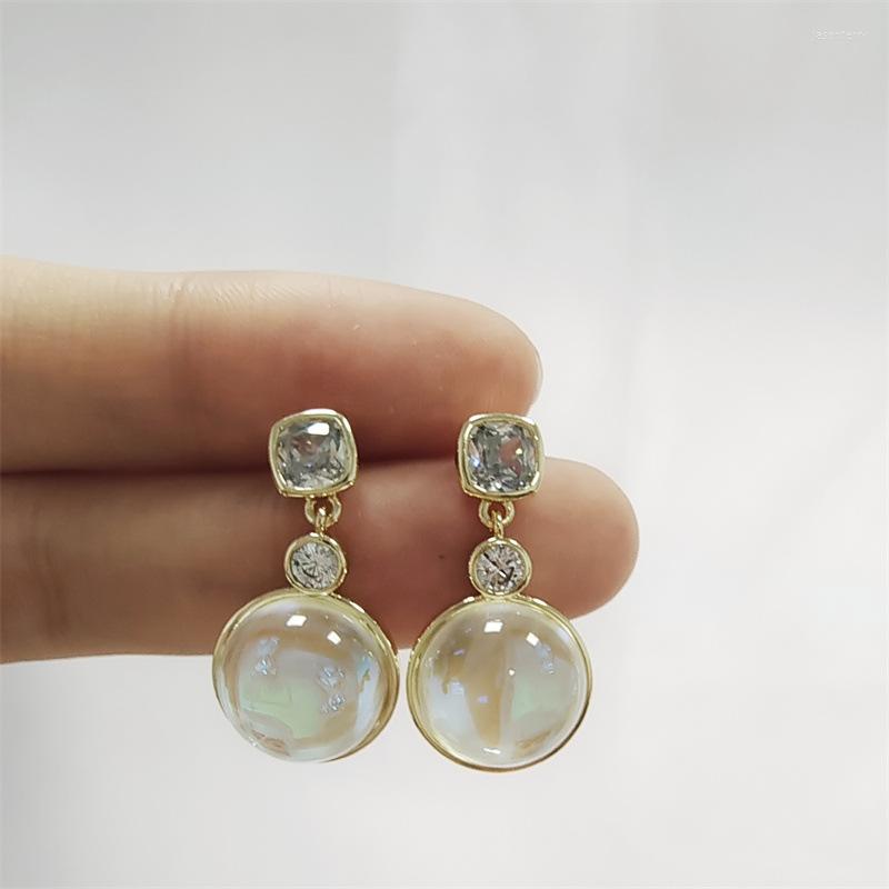 Stud Earrings South Korea Versatile Inlaid Zircon Temperament Fashion Super Flash Mid Length Premium Sense Small
Stud Earrings South Korea Versatile Inlaid Zircon Temperament Fashion Super Flash Mid Length Premium Sense Small