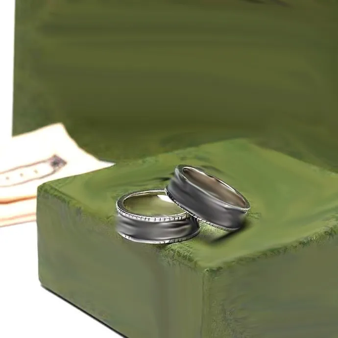 Rings with doube leeter in sliver Men Women Unisex Ghost Designer Rings Jewelry Sliver Color
Rings with doube leeter in sliver Men Women Unisex Ghost Designer Rings Jewelry Sliver Color