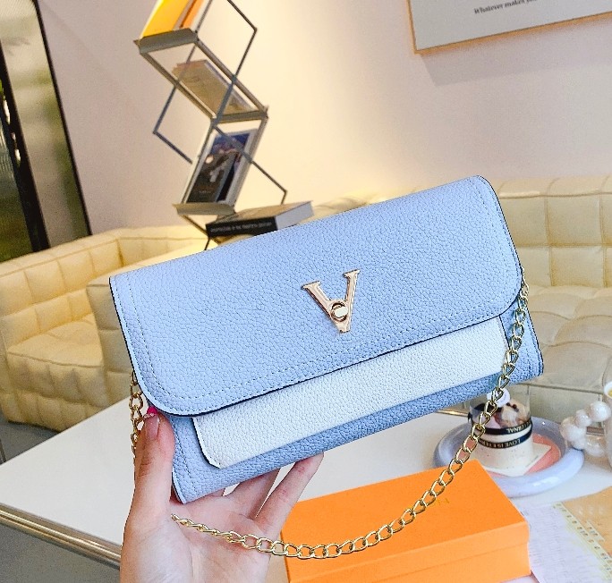 Fashion Designer Woman Bag Women Shoulder bag Handbag Purse Original Box cross body chain high grade quality, Pink
Fashion Designer Woman Bag Women Shoulder bag Handbag Purse Original Box cross body chain high grade quality, Pink