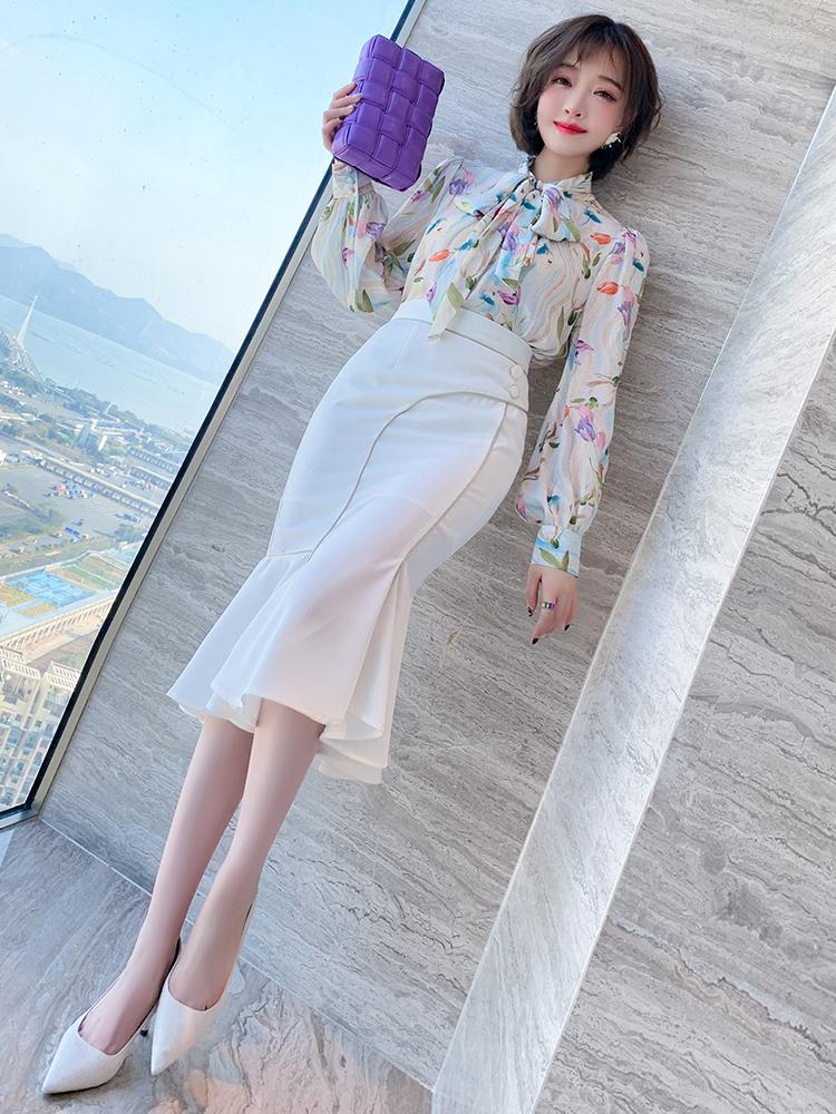 Work Dresses Women' Dress With High Waist Buttocks Romantic Mid Long Gold Hemmed Fishtail Skirt 2023 Spring, White
Work Dresses Women' Dress With High Waist Buttocks Romantic Mid Long Gold Hemmed Fishtail Skirt 2023 Spring, White