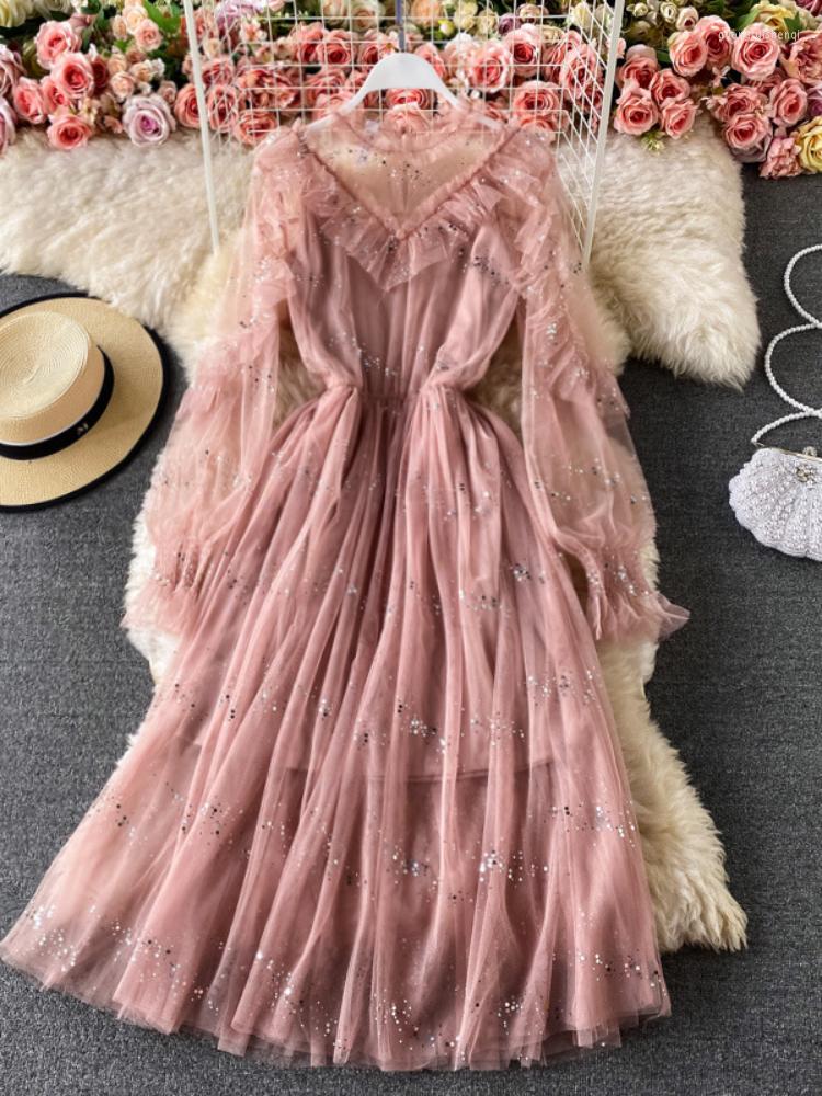 Casual Dresses ZCWXM Women Pink Long Sleeve Party Dress Fall Cloting Slim Sexy Ruffle Edge Bright Silk Vintage Mesh
Casual Dresses ZCWXM Women Pink Long Sleeve Party Dress Fall Cloting Slim Sexy Ruffle Edge Bright Silk Vintage Mesh