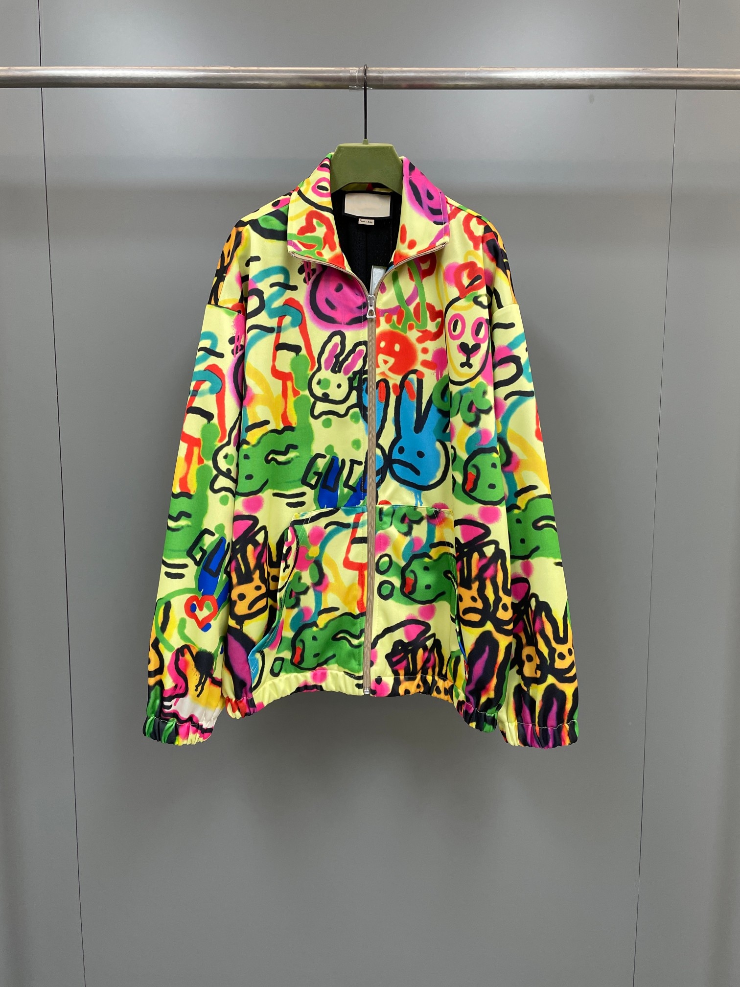 2023 fall new arrival mens luxury designer top QUALITY jackets ~ US SIZE jackets ~ newest fashions mens designer beautiful printing jackets, Multi
2023 fall new arrival mens luxury designer top QUALITY jackets ~ US SIZE jackets ~ newest fashions mens designer beautiful printing jackets, Multi