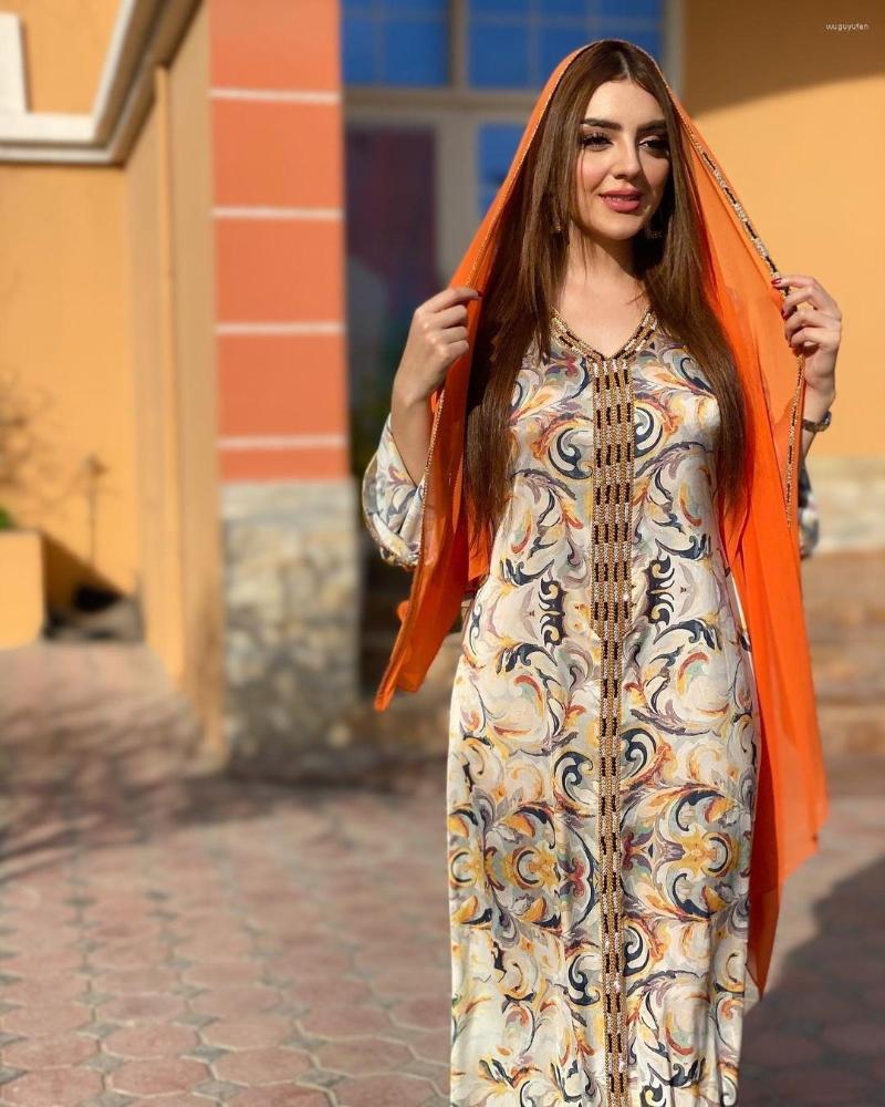 Ethnic Clothing Women's Sequins Ribbon Arab Muslim Robe Abaya Floral Printed Long Sleeve V-Neck Chiffon Dress Casual Loose Fashion Maxi
Ethnic Clothing Women's Sequins Ribbon Arab Muslim Robe Abaya Floral Printed Long Sleeve V-Neck Chiffon Dress Casual Loose Fashion Maxi
