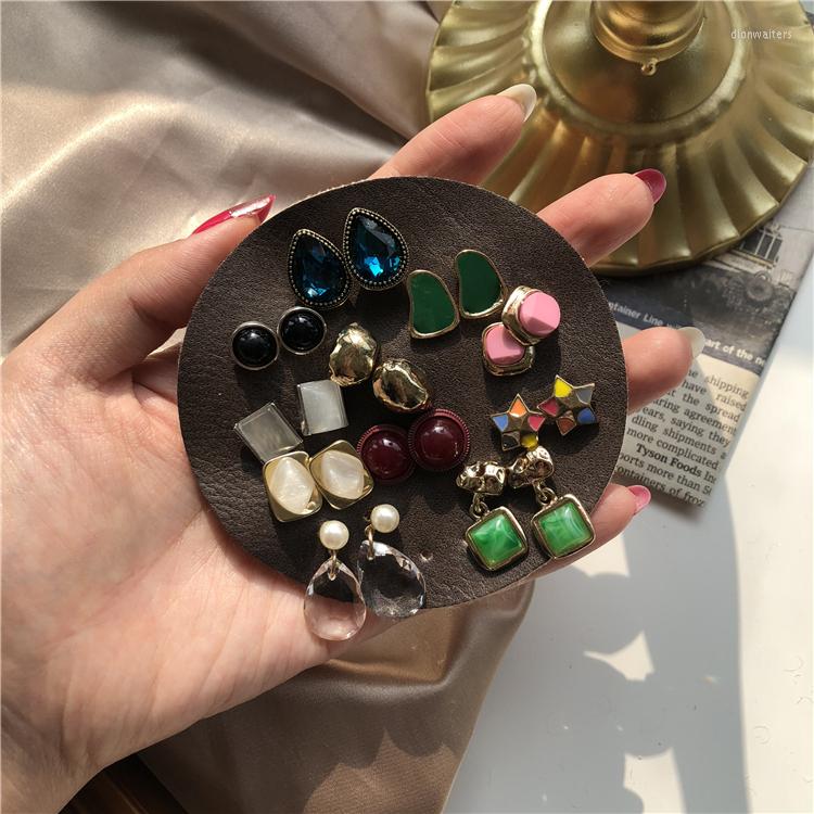 Stud Earrings Vintage Female Crystal Rhinestone Opal Set For Women Round Leather Packing Geometric Flower Earring Jewelry
Stud Earrings Vintage Female Crystal Rhinestone Opal Set For Women Round Leather Packing Geometric Flower Earring Jewelry