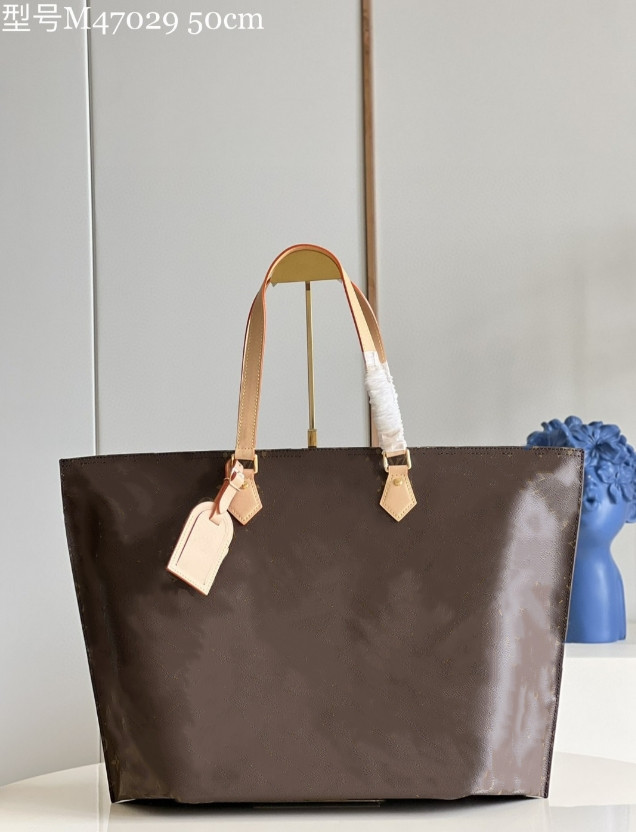 Totes Women Trunk Bag Fashion Shoulder Bags Designer Mini Square Box Leather Handbags Old Flower Classical Handbag Crossbody High Quality A5, Brown
Totes Women Trunk Bag Fashion Shoulder Bags Designer Mini Square Box Leather Handbags Old Flower Classical Handbag Crossbody High Quality A5, Brown