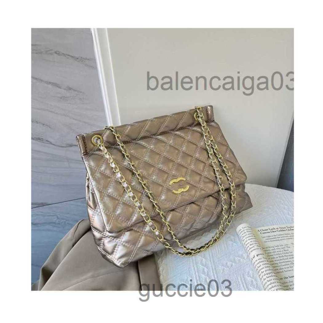 Designer Channel Bag Tote Shoulder Handbag Crossbody Bag Luxurious Fashion Large Capacity Atmosphere Single Shoulder Commuter Messenger Makeup Even Bag, Black
Designer Channel Bag Tote Shoulder Handbag Crossbody Bag Luxurious Fashion Large Capacity Atmosphere Single Shoulder Commuter Messenger Makeup Even Bag, Black