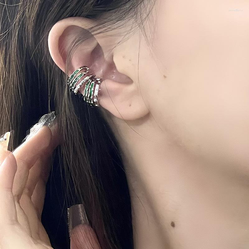 Backs Earrings Fashion Punk Texture Hollow Drip Oil Ear Cuffs Clip Earring For Women Charm No Piercing Fake Cartilage Party Jewelry
Backs Earrings Fashion Punk Texture Hollow Drip Oil Ear Cuffs Clip Earring For Women Charm No Piercing Fake Cartilage Party Jewelry