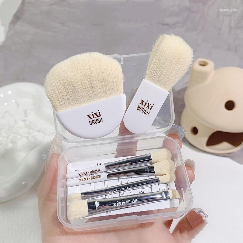 Makeup Brushes 6Pcs Mini Travel Women Set Portable Soft Concealer Brush Beauty Foundation Eye Shadow Tool Eyelash With Box
Makeup Brushes 6Pcs Mini Travel Women Set Portable Soft Concealer Brush Beauty Foundation Eye Shadow Tool Eyelash With Box