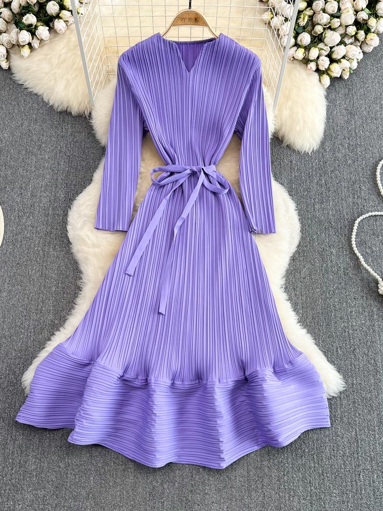 Casual Dresses Autumn Women Pleated Midi Dress Vintag V-Neck Long Sleeve Ruffle Hem High Waist Draped Vestidos Female Purple/Red/Yellow Robe, Black
Casual Dresses Autumn Women Pleated Midi Dress Vintag V-Neck Long Sleeve Ruffle Hem High Waist Draped Vestidos Female Purple/Red/Yellow Robe, Black