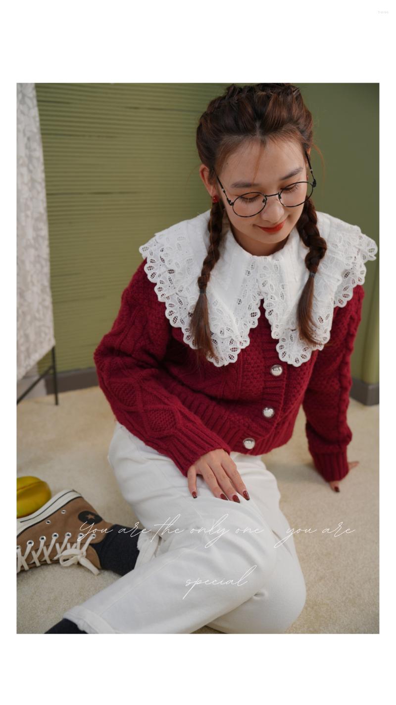 Women's Blouses Fake Collar Front Tie White Lapel Blouse Detachable Women Vintage Crystal Lace Ladies False Half Shirt, Style as picture
Women's Blouses Fake Collar Front Tie White Lapel Blouse Detachable Women Vintage Crystal Lace Ladies False Half Shirt, Style as picture