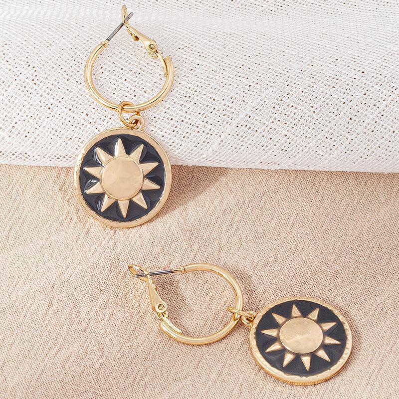 Dangle Earrings Bohemian Simple Gold Color Sun For Women Fashion Sunflower Drop Party Gothic Jewelry Accessories Hoop 
Dangle Earrings Bohemian Simple Gold Color Sun For Women Fashion Sunflower Drop Party Gothic Jewelry Accessories Hoop