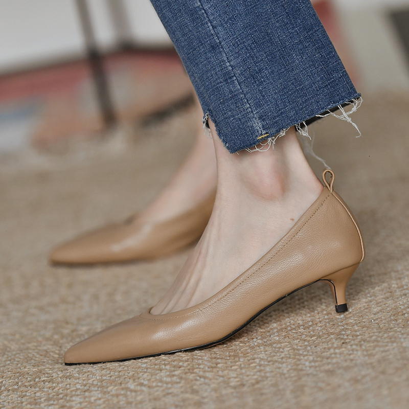 Dress Shoe Low Heels Shoes Pointed Toe Slip on Boat Solid color Basic Pump Single for Women Office Spring 9756N 230313, Black
Dress Shoe Low Heels Shoes Pointed Toe Slip on Boat Solid color Basic Pump Single for Women Office Spring 9756N 230313, Black