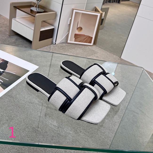 2023 Luxury designer women's sandals classic fashion casual shoes beach flat sandals thick bottom casual holiday shoes size 35-41-42 with box
2023 Luxury designer women's sandals classic fashion casual shoes beach flat sandals thick bottom casual holiday shoes size 35-41-42 with box
