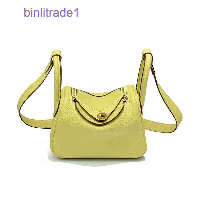 Designer Original cowhide Bag 2023 layer new head Lindys bag mini doctor leather one shoulder pillow woman of sale 0RZN, Black5
Designer Original cowhide Bag 2023 layer new head Lindys bag mini doctor leather one shoulder pillow woman of sale 0RZN, Black5