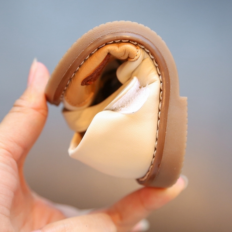 First Walkers 11.5-15.5cm Girls Flowers Shoes Beige Pink Shollow Pu Leather Shoes For Toddler Girls Infant Soft Princess Dress Flats Shoes 230314