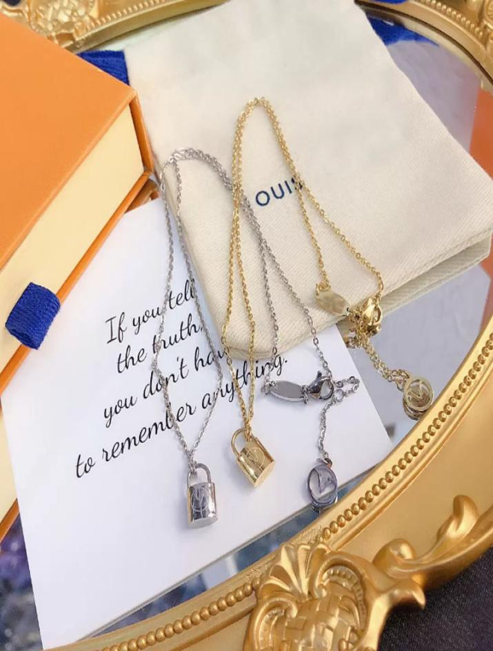 High Quality Choker Necklace Designer 925 Silver Plated 18K Gold Plated Stainless Steel Letter Pendant Necklaces For Women Wedding