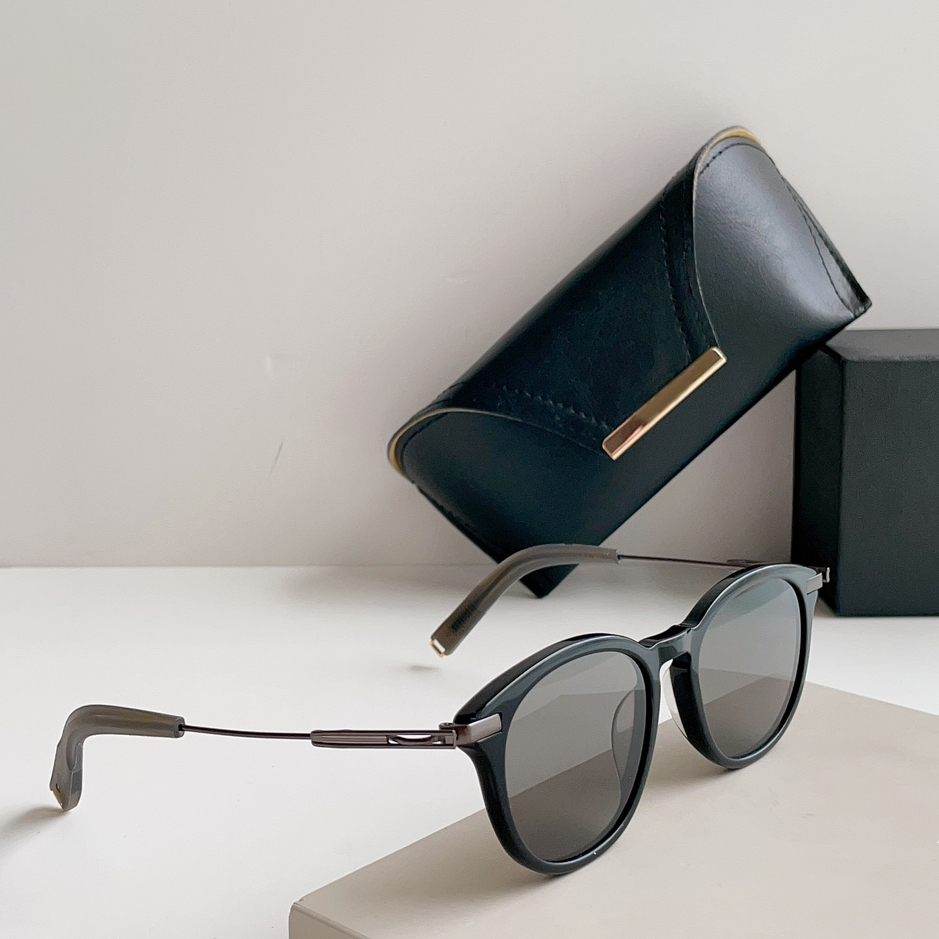 Gunmetal Black Grey Round Sunglasses for Men Dark Grey Sun Shades Fashion Glasses gafas de sol Designers Sunglasses UV400 Eyewear with Box
Gunmetal Black Grey Round Sunglasses for Men Dark Grey Sun Shades Fashion Glasses gafas de sol Designers Sunglasses UV400 Eyewear with Box