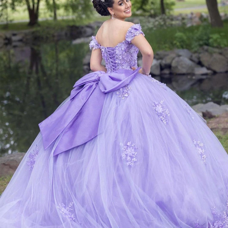 Quinceanera Dresses Princess Purple Sweetheart Appliques Lace 3D Flowers Big Bow Ball Gown with Plus Size Sweet 16 Debutante Party Birthday Vestidos D