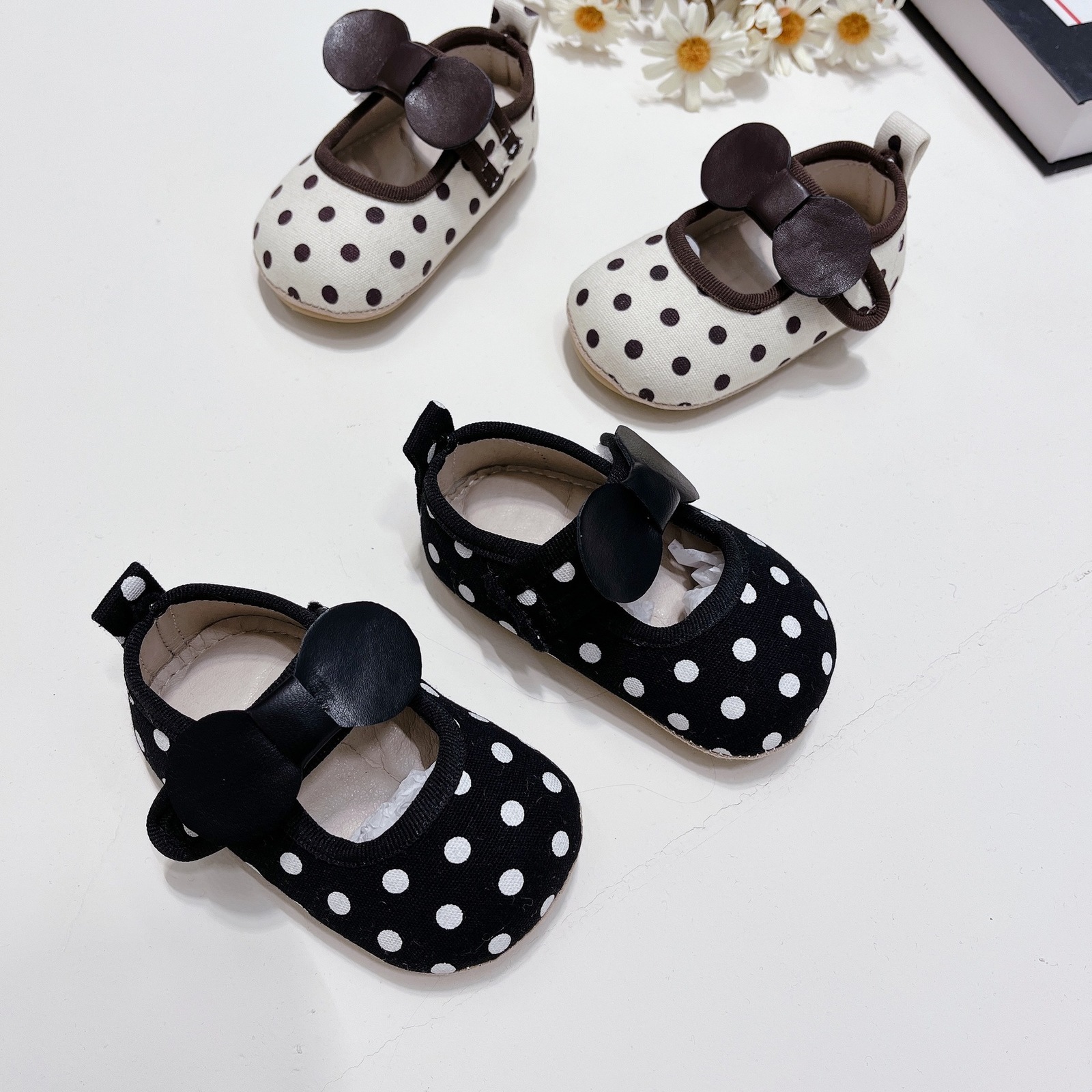 First Walkers Spring Autumn Toddler Girls Shoes Female Baby Princess Shoes Soft-soled Non-slip Bow Black and White Polka Dot First Walkers 230314