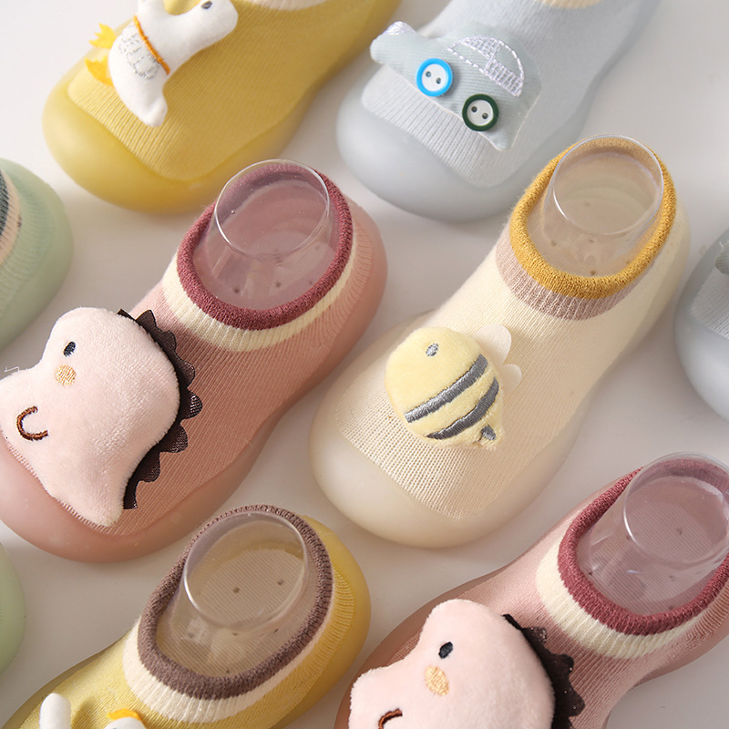 First Walkers Baby Shoes Winter Knit Cute Cartoon Non-slip Floor Socks Girls Boys Kids Soft Rubber Sole First Walker Shoes Socks Infant Shoes 230314
