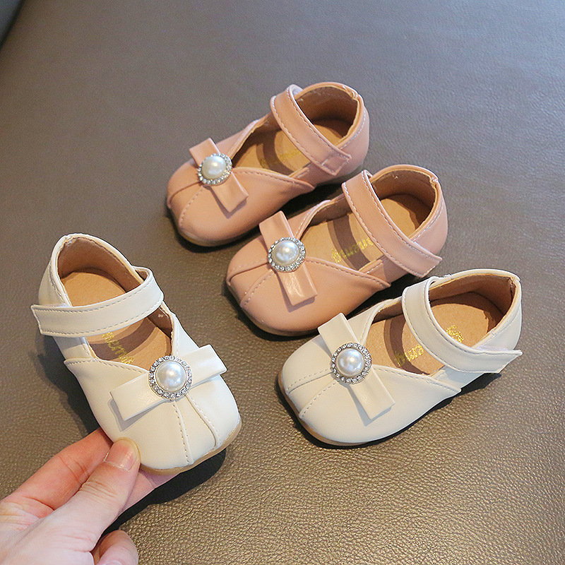 First Walkers Spring Autumn 0-3Y Kids Girls Leather Shoes with Bow Pearls Beading Princess Cute Soft Children Flats Baby Prewalker Shoes 230314