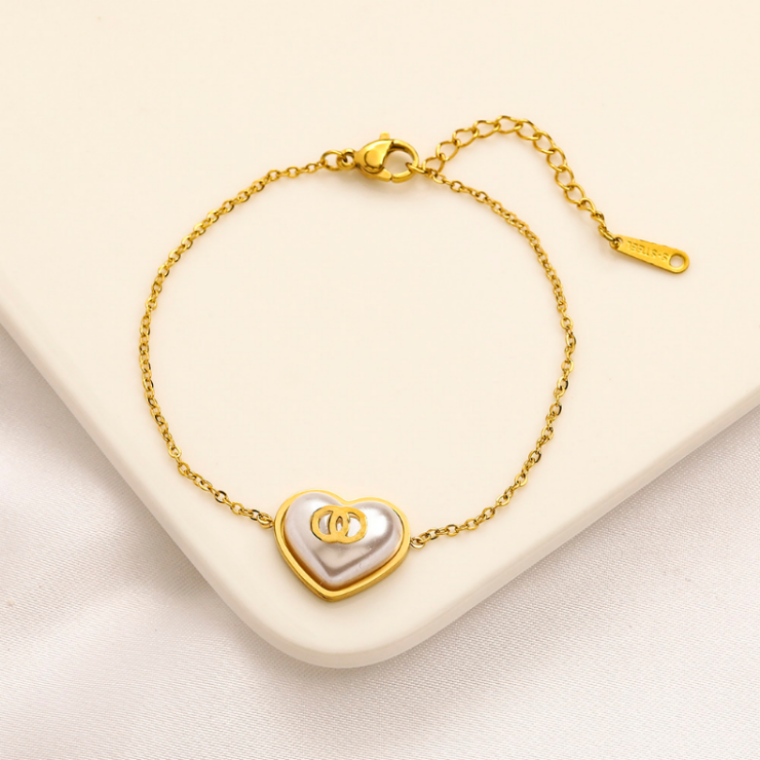 18K Gold Chain Bracelets Women Link Chains Designer Stainless Steel Choker Pendant Chains Womens Gift Plated Letter Jewelry Accessories Adjustable Love
18K Gold Chain Bracelets Women Link Chains Designer Stainless Steel Choker Pendant Chains Womens Gift Plated Letter Jewelry Accessories Adjustable Love