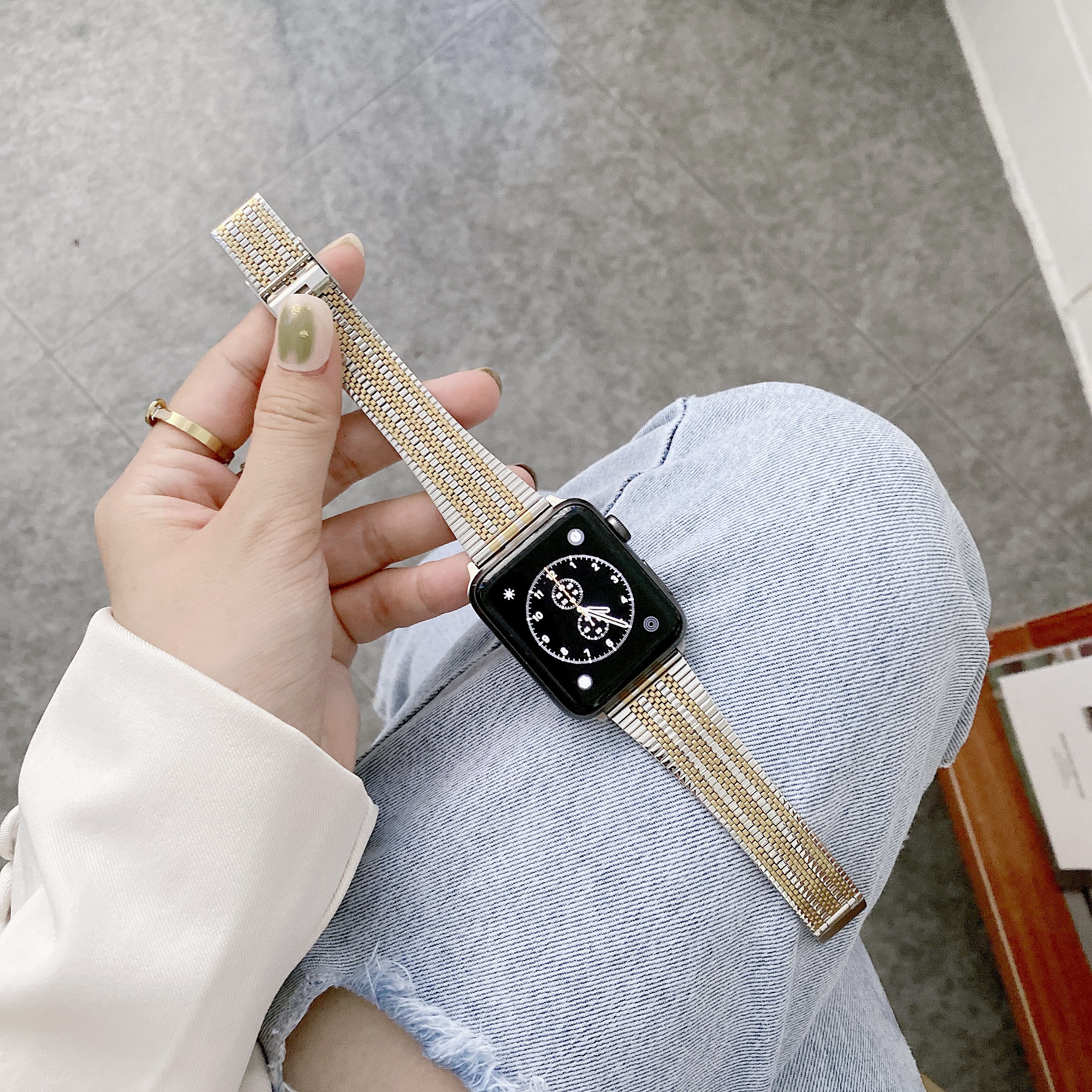 Luxury watchband Small Waist Stainless Steel Strap Geekthink Hot Sales 40mm/44mm for Apple Watch Band
Luxury watchband Small Waist Stainless Steel Strap Geekthink Hot Sales 40mm/44mm for Apple Watch Band